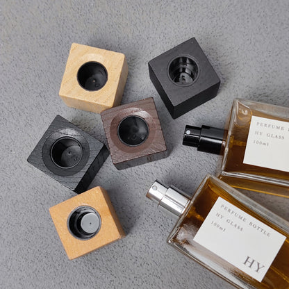 Clear Glass 100ml Square Perfume Bottle with Wooden Cap Pump Sprayer Screen Printing Customizable