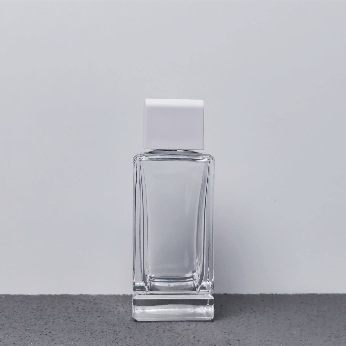 Luxury 100ml Thick Bottom Clear Glass Square Perfume Bottle Screen Printed White Black Glossy Silver Magnetic Cap Pump Sprayer
