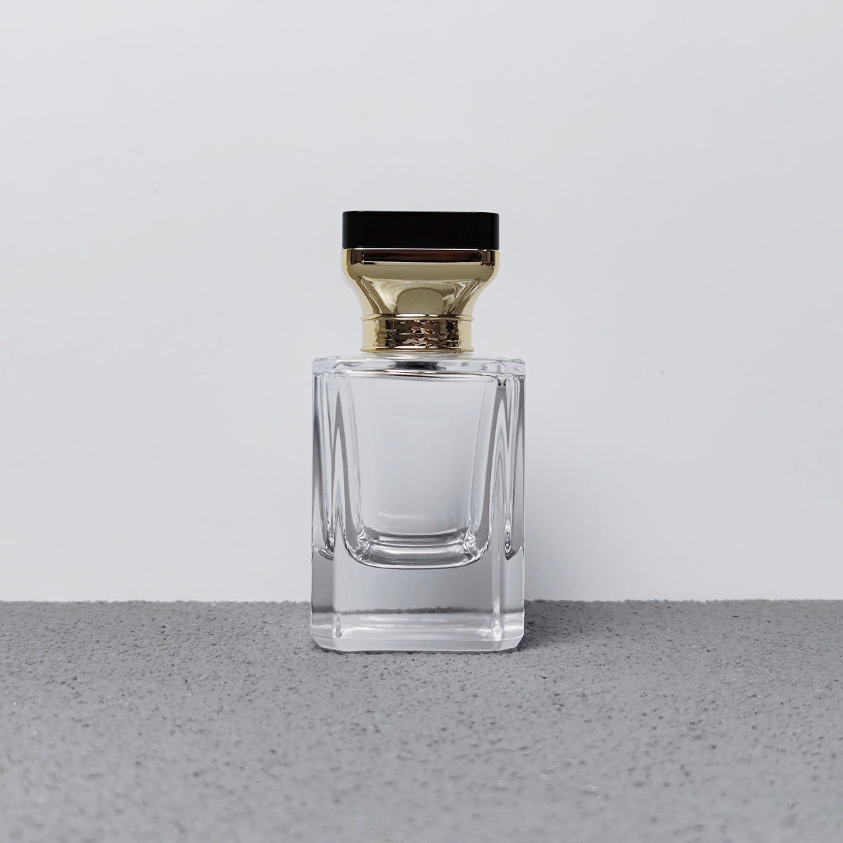 30ml 50ml 100ml Square Luxury Empty Perfume Cologne Bottle Crimp Neck with Atomizer and Unique Designed Gold Top Cap