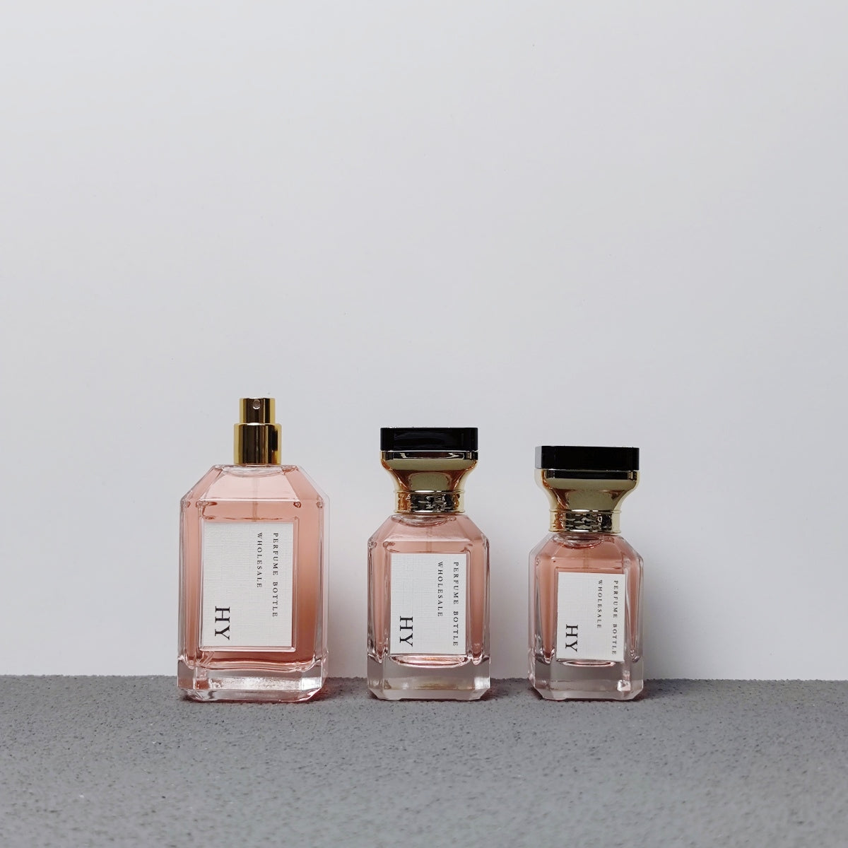 Elegant Wholesale 30ml 50ml 100ml Luxury Perfume Bottle for Women with Square Rhinestone Lid for Perfume Packaging