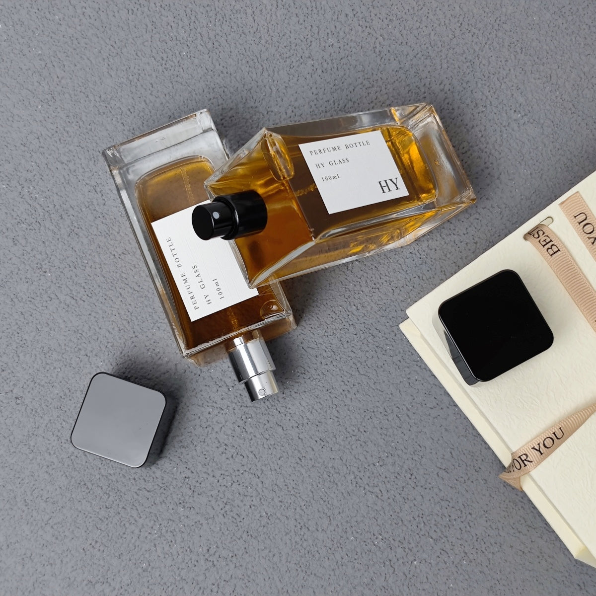 Square and Tall Design 100ml Bulk Perfume Empty Spray Bottles with Glossy Black Cap Screen Printing Pump Sprayer Glass