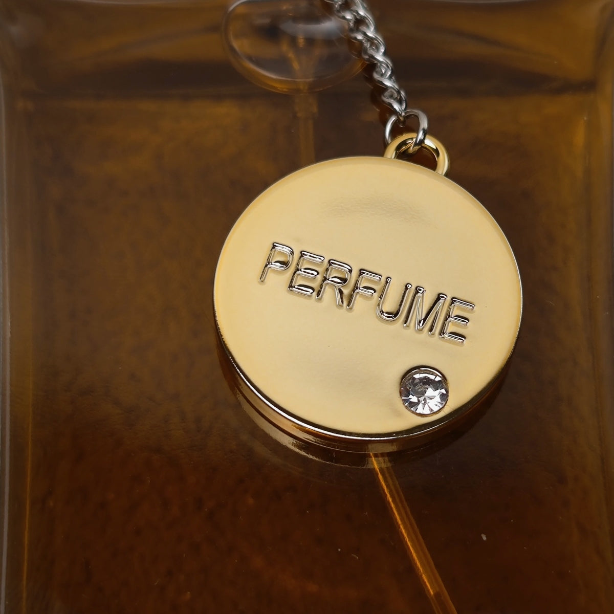 Luxury Perfume Bottle 100ml with Gold Cap and Chain for Women Custom Packaging Box Available