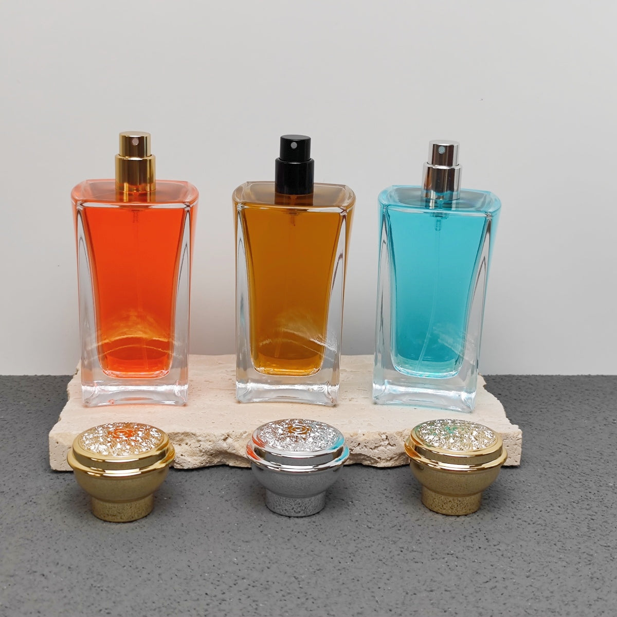 100ml Luxury Glass Perfume Bottle Empty Fragrance Packaging Bottle with Decorative Cap Custom Logo OEM ODM Perfume Packaging