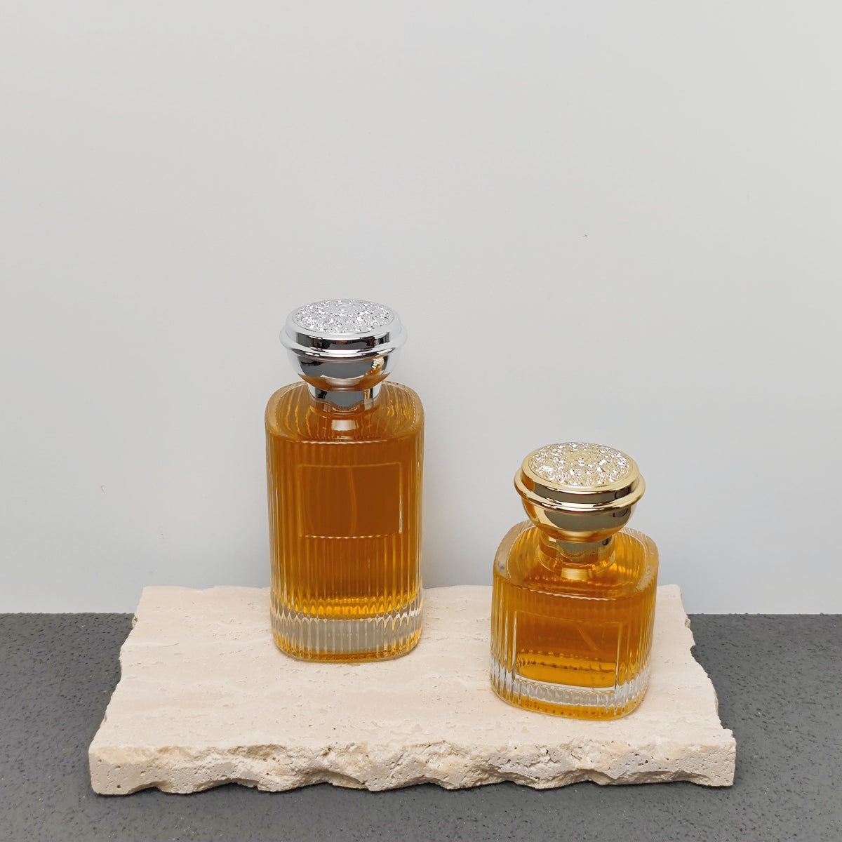 Luxury Ribbed Glass Perfume Bottle 50ml 100ml Empty Fragrance Packaging