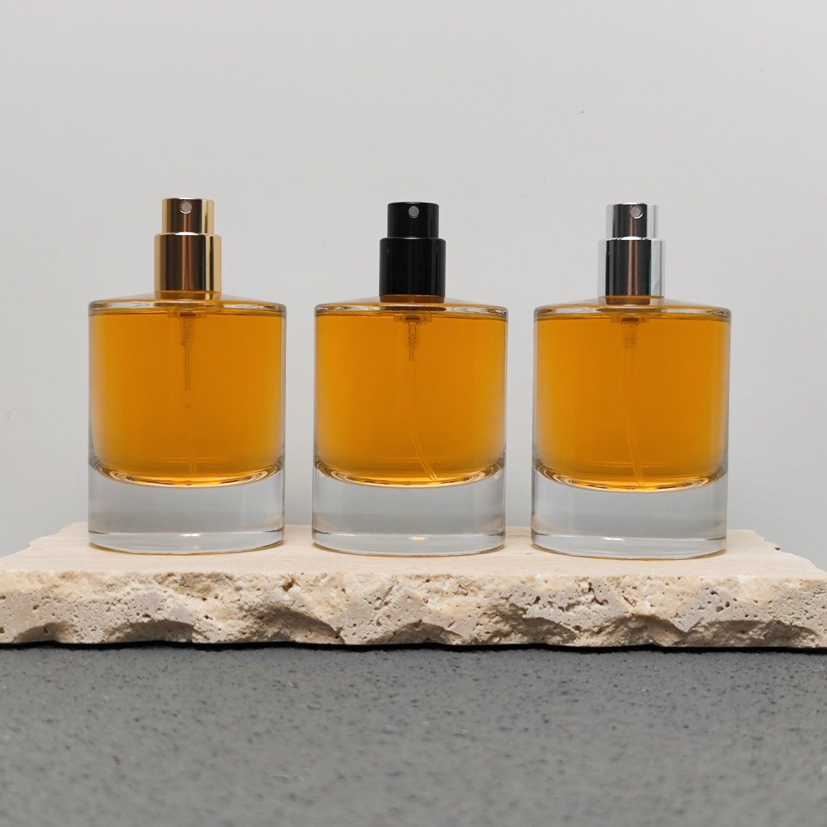 50ml Luxury Round Glass Perfume Bottle Empty Fragrance Packaging Bottle Thick Bottom Perfume Spray Bottle Custom Logo OEM ODM