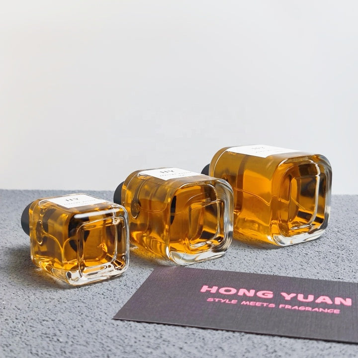 Wholesale High-End Elegant Square Thick Glass Perfume Bottles 30ml 50ml 100ml Crimp Type Matte Black Cap Pump Sprayer Sealing