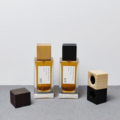 Clear Glass 100ml Square Perfume Bottle with Wooden Cap Pump Sprayer Screen Printing Customizable