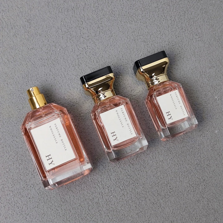 Elegant Wholesale 30ml 50ml 100ml Luxury Perfume Bottle for Women with Square Rhinestone Lid for Perfume Packaging