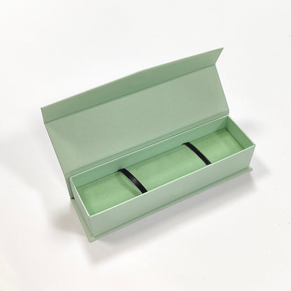 Custom Logo Men's Travel Watch Roll Box Single Pocket Organizer Pouch Leather Strap Sponge Lining Elegant Embossing Gift