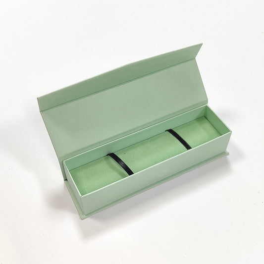 Custom Logo Men's Travel Watch Roll Box Single Pocket Organizer Pouch Leather Strap Sponge Lining Elegant Embossing Gift
