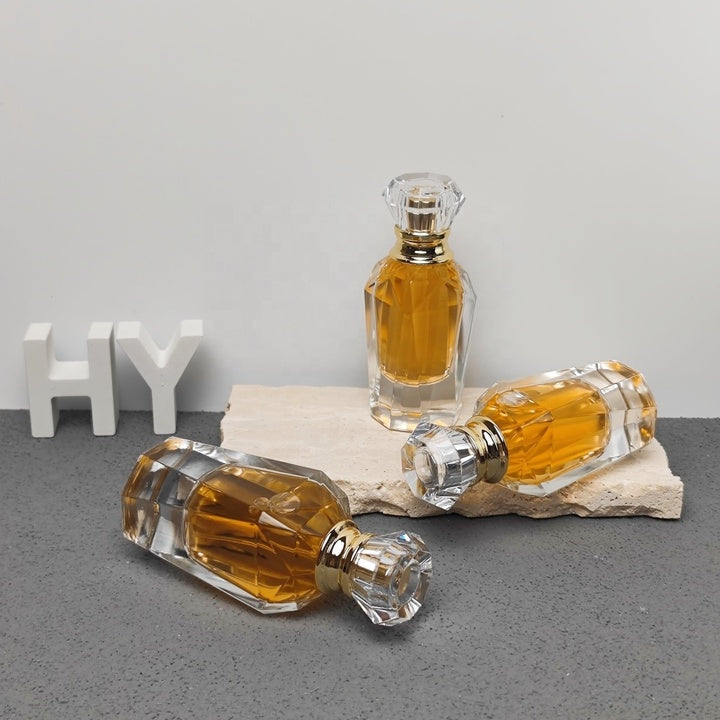 30ml 50ml Luxury Faceted Glass Perfume Bottle with Crystal Cap Custom Fragrance Packaging