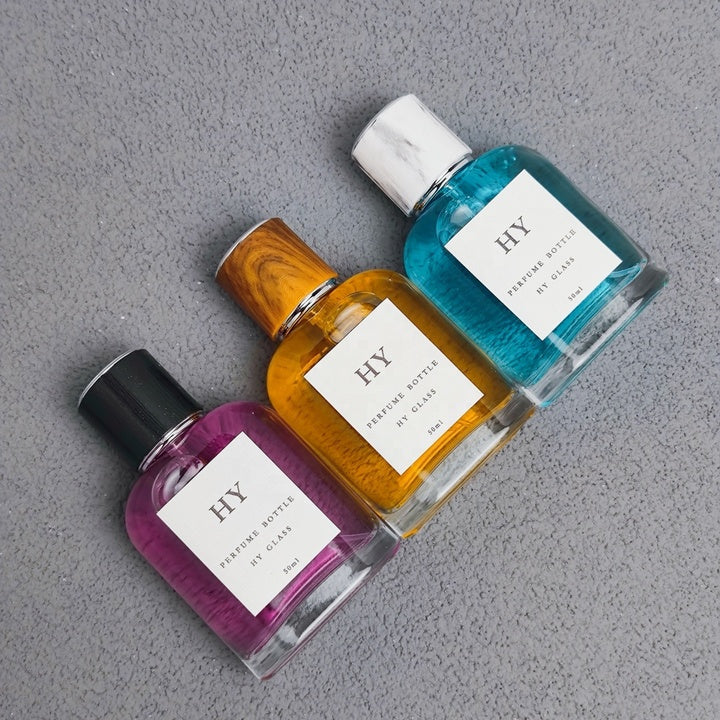 Premium 50ml Flat Easy Crimp Perfume Bottle with Luxury Round Wood Marble Textured Cap Pump Sprayer Seal Cute Design