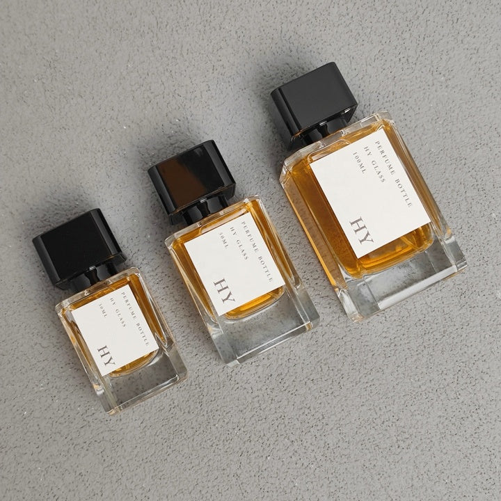 Wholesale Luxury Square Glass Perfume Bottles 30ml 50ml 100ml Empty with Black Square Cap & Pump Spreayer
