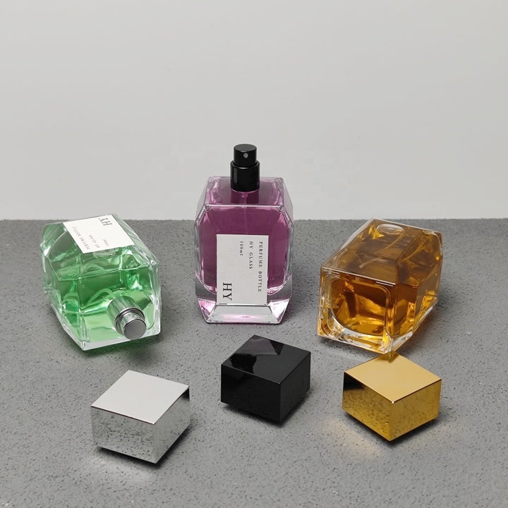 Luxury 100 ml Special Square Glass Empty Pressurized Perfume Bottle Customizable with Glossy Caps in Gold Silver Black