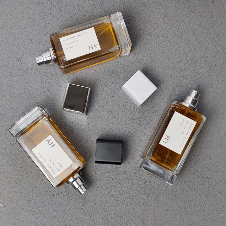 Luxury 100ml Thick Bottom Clear Glass Square Perfume Bottle Screen Printed White Black Glossy Silver Magnetic Cap Pump Sprayer
