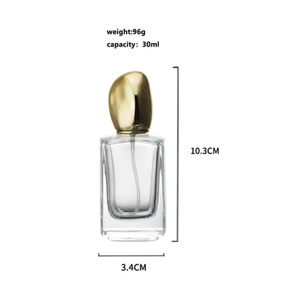 Magnifique flacon de parfum avec corps coloré et bouchon unique.