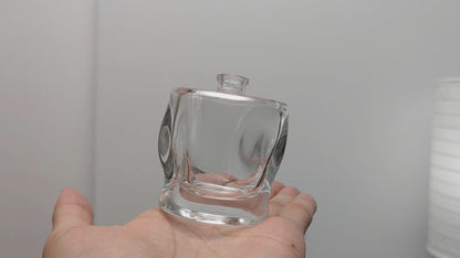 50ml Custom Empty Glass Perfume Bottle with Wooden Cap Thick Bottom Luxury Fragrance Packaging