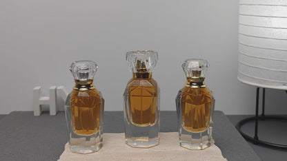 30ml 50ml Luxury Faceted Glass Perfume Bottle with Crystal Cap Custom Fragrance Packaging